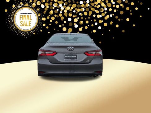 Used 2022 Toyota Camry LE image 7