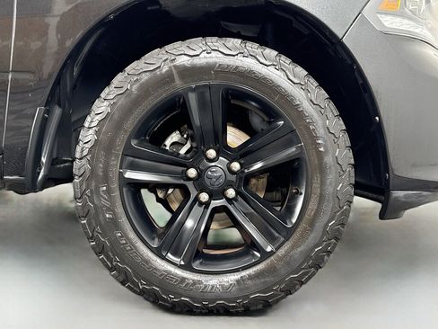 Used 2017 RAM 1500 Sport w/ Black Ram 1500 Sport Group image 46