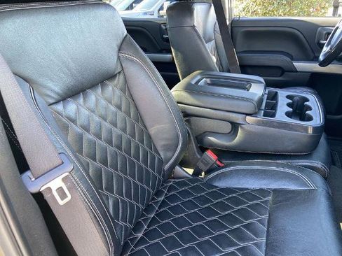 Used 2018 Chevrolet Silverado 2500 LT w/ LT Convenience Package image 22