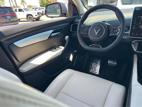 Used 2023 VinFast VF 8 Plus AWD/4WD image 19