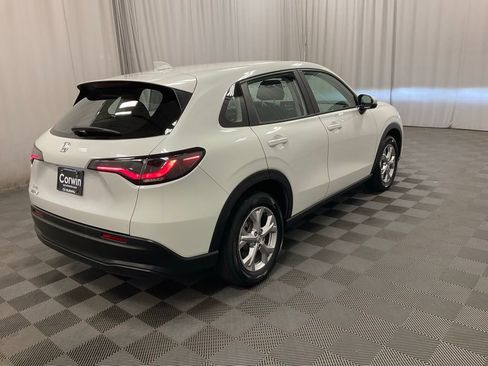 Used 2025 Honda HR-V LX image 2