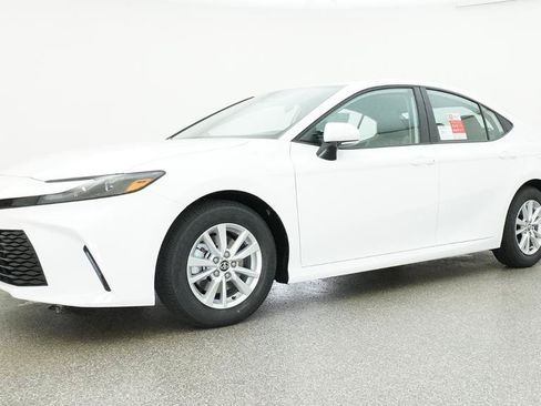 Used 2026 Toyota Camry LE FWD image 20