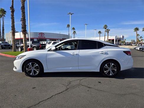 Used 2023 Nissan Sentra SV image 3