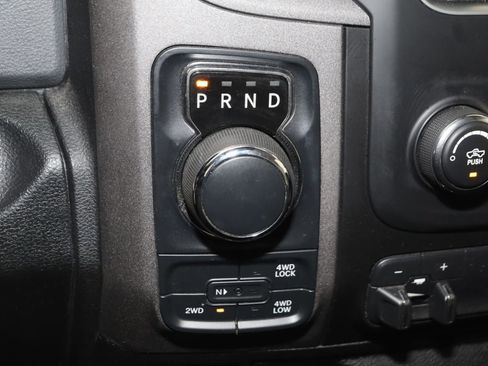Used 2018 RAM 1500 Express AWD/4WD image 7