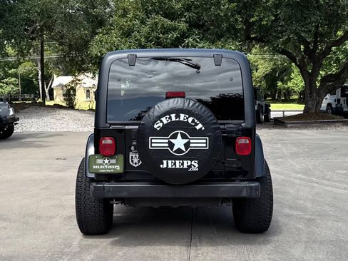 Used 2004 Jeep Wrangler Sahara w/ Dual Top Group AWD/4WD image 10