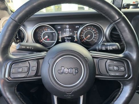 Used 2020 Jeep Wrangler Unlimited Sport S image 33