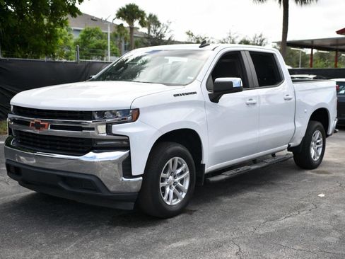 Used 2021 Chevrolet Silverado 1500 LT w/ LPO, Dark Essentials Package image 3