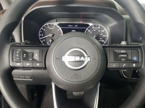 Used 2023 Nissan Rogue SV image 23