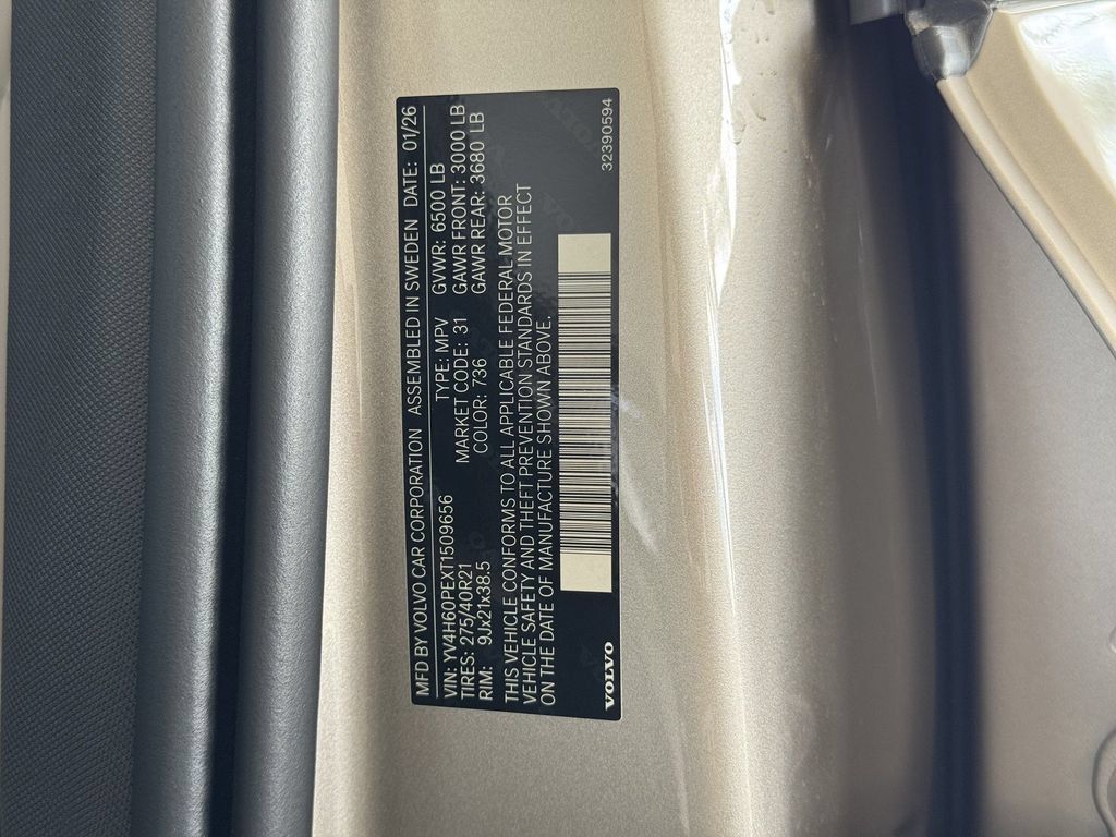 New 2026 Volvo XC90 T8 Plus AWD/4WD image 29