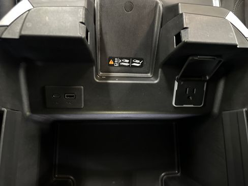 Certified 2024 GMC Sierra 1500 SLT AWD/4WD image 21