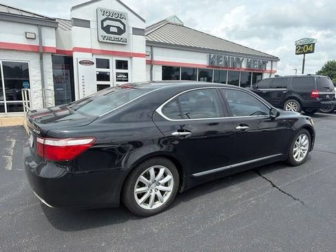 Used 2008 Lexus LS 460 RWD image 15