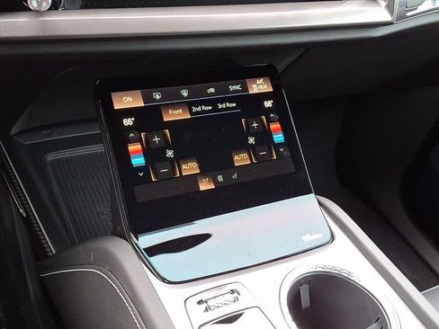 New 2026 Cadillac Vistiq Luxury w/ LPO, Floor Liner Package image 10