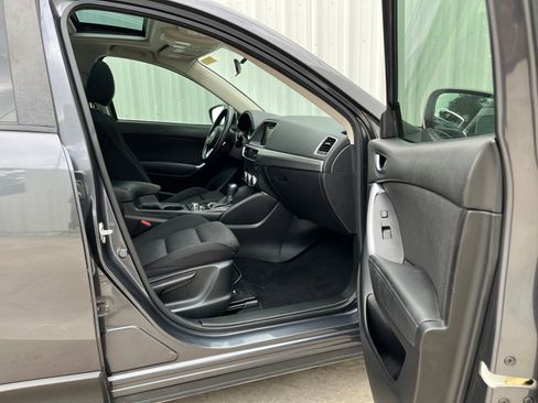 Used 2016 MAZDA CX-5 Touring w/ Bose/Moonroof Package FWD image 16