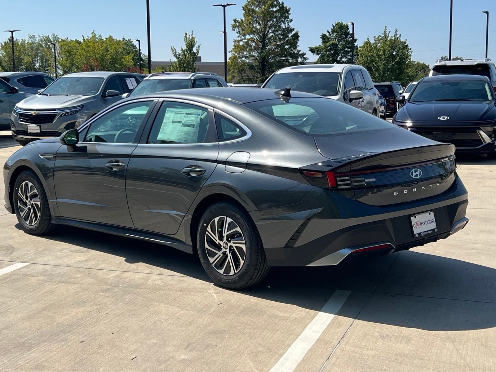 New 2026 Hyundai Sonata Blue FWD image 9