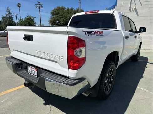Used 2015 Toyota Tundra SR5 w/ TRD Off Road Package AWD/4WD image 5
