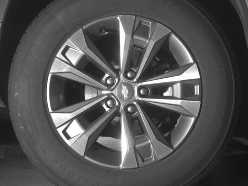 Used 2025 Chevrolet Equinox LT FWD image 15