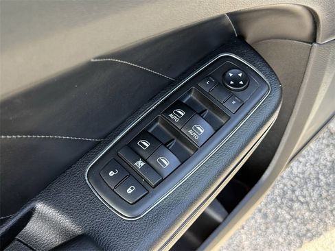 Used 2019 Dodge Charger Scat Pack w/ Daytona Edition Group image 11