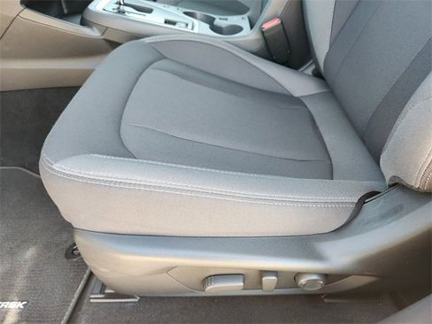 Certified 2025 Subaru Crosstrek 2.0i Premium image 25