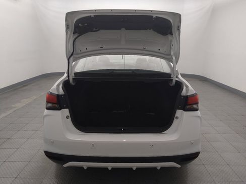 Used 2022 Nissan Versa S FWD image 29