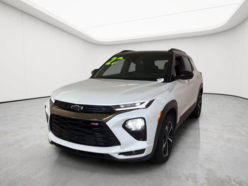 Used 2022 Chevrolet TrailBlazer RS w/ Sun and Liftgate Package AWD/4WD image 24