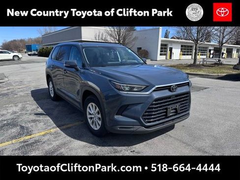 Used 2024 Toyota Grand Highlander XLE image 1