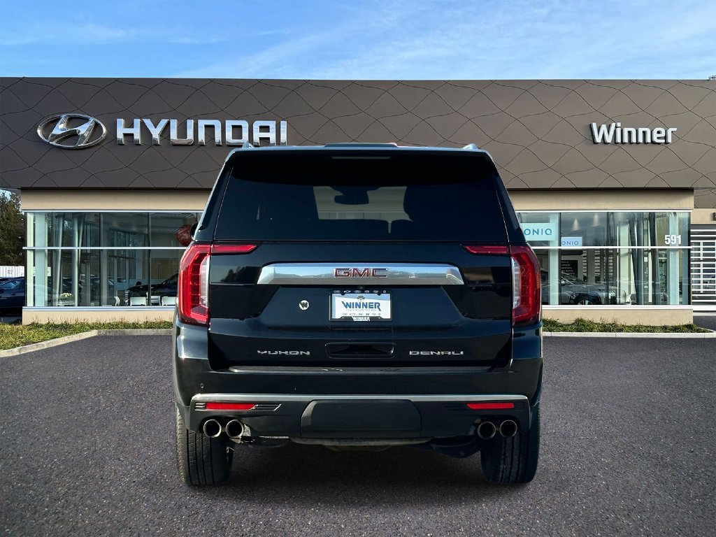 Used 2023 GMC Yukon Denali AWD/4WD image 3