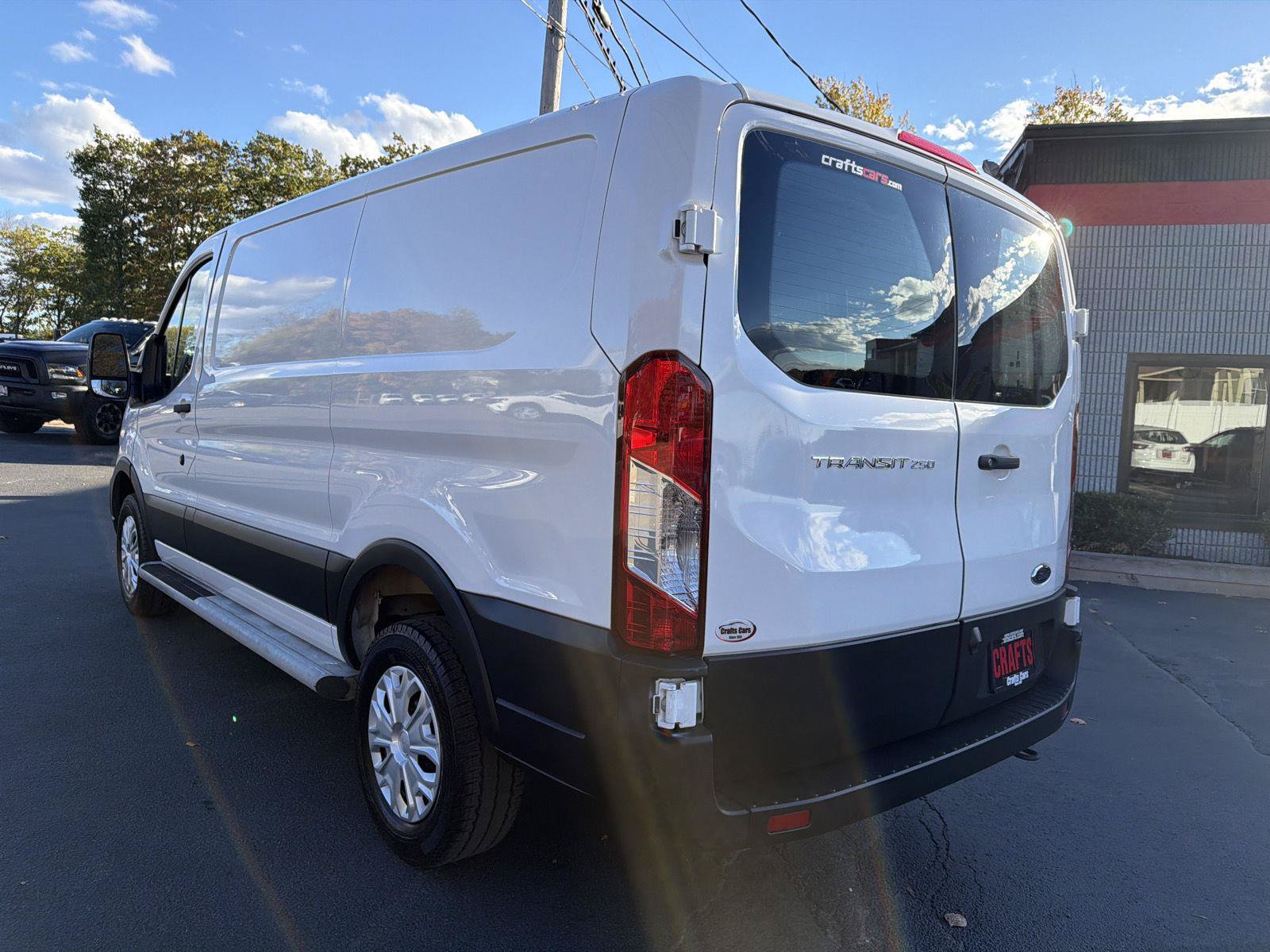Used 2025 Ford Transit 250 Low Roof w/ Exterior Upgrade Package RWD image 3