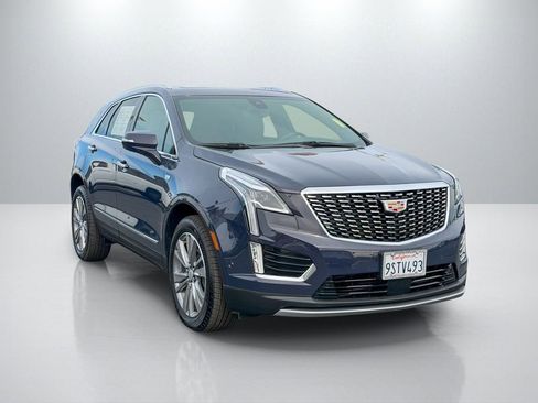 Certified 2025 Cadillac XT5 Premium Luxury w/ Technology Package FWD image 1
