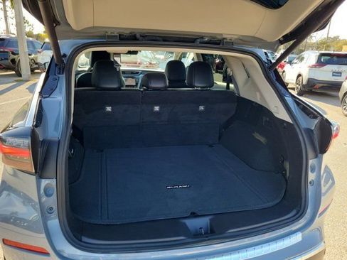 Certified 2024 Nissan Murano Platinum w/ Cargo Package image 16