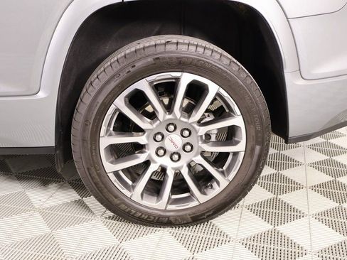 Used 2023 GMC Acadia Denali w/ Denali Technology Package image 20