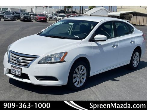 Used 2015 Nissan Sentra SV FWD image 1