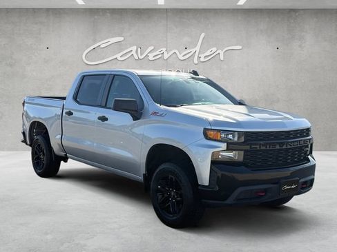 Used 2020 Chevrolet Silverado 1500 Custom Trail Boss w/ Custom Convenience Package AWD/4WD image 2