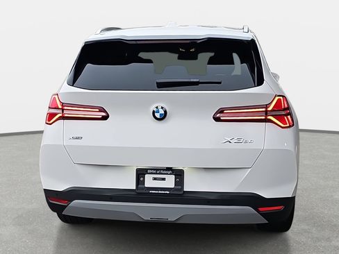 New 2026 BMW X3 xDrive30 w/ Premium Package image 6