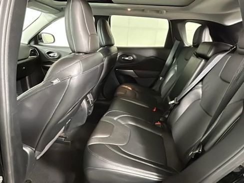 Used 2020 Jeep Cherokee Limited AWD/4WD image 27