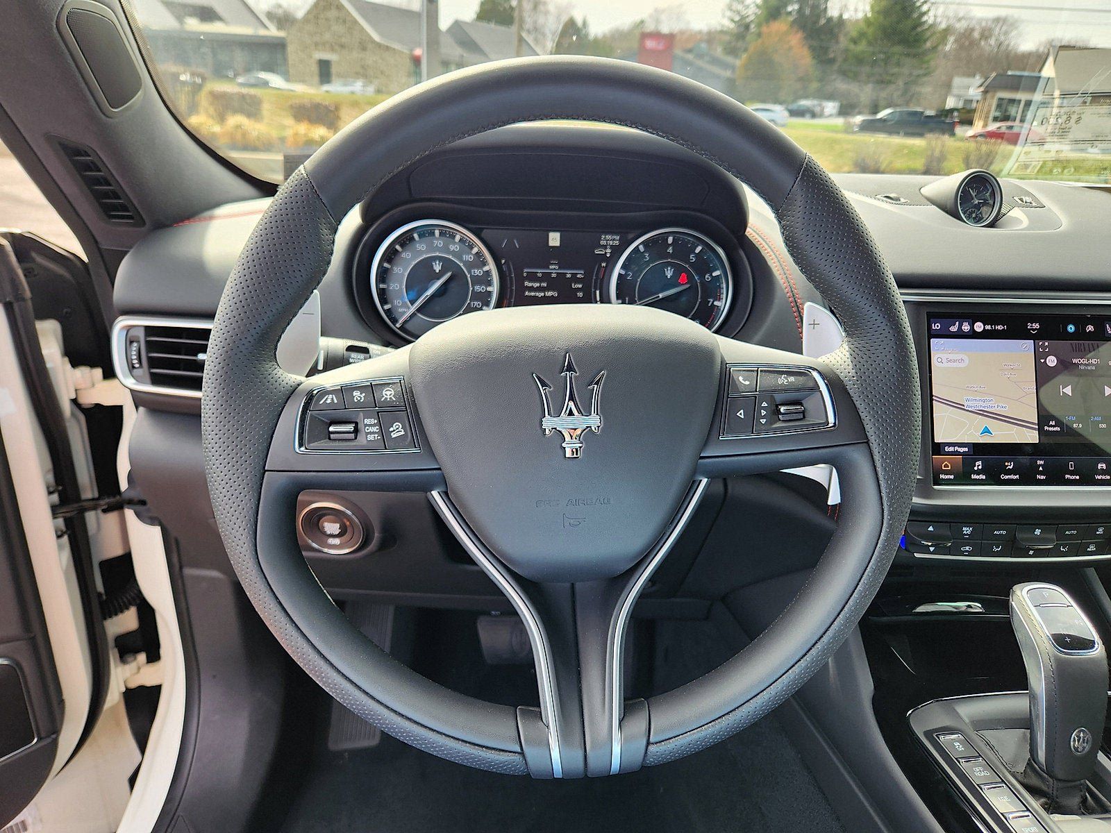 Used 2024 Maserati Levante GT Ultima AWD/4WD image 13
