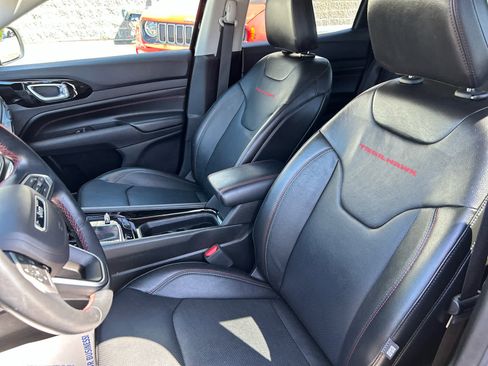 Used 2022 Jeep Compass Trailhawk w/ Trailhawk Elite Group AWD/4WD image 13