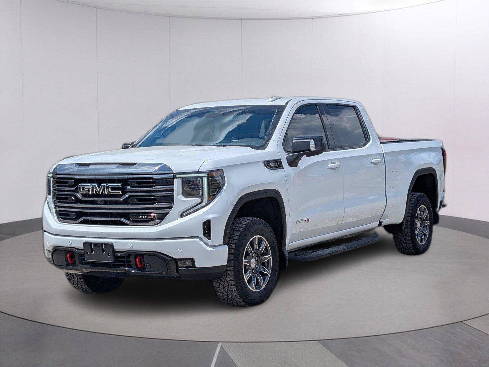 Used 2024 GMC Sierra 1500 AT4 w/ AT4 Premium Package AWD/4WD image 1