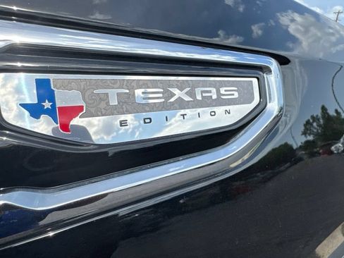 Used 2024 GMC Sierra 1500 SLT AWD/4WD image 6