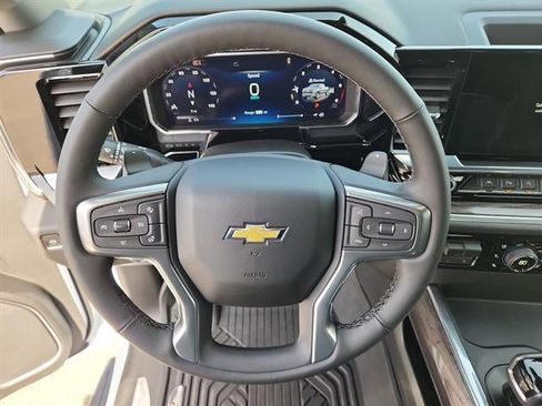 New 2026 Chevrolet Silverado 1500 LTZ w/ LTZ Premium Package AWD/4WD image 13