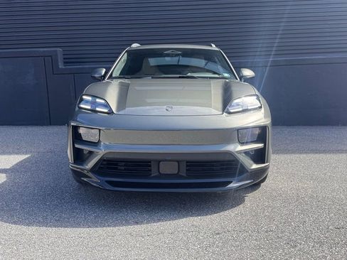 Certified 2024 Porsche Macan Turbo Electric image 13