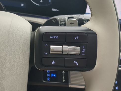 Used 2025 Hyundai Santa Fe Calligraphy image 26