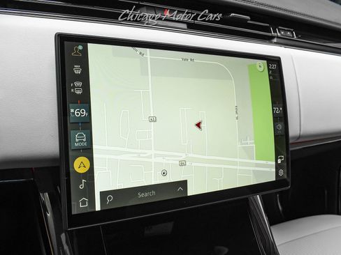 Used 2024 Land Rover Range Rover Sport image 15