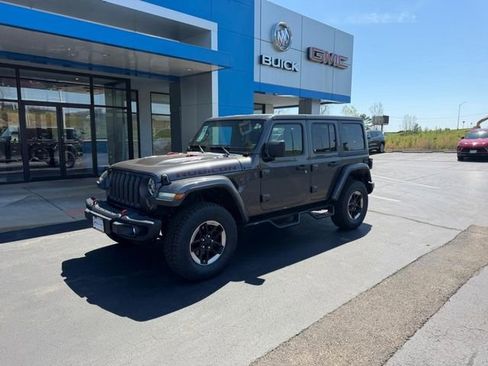 Used 2018 Jeep Wrangler Unlimited Rubicon w/ Dual Top Group AWD/4WD image 2