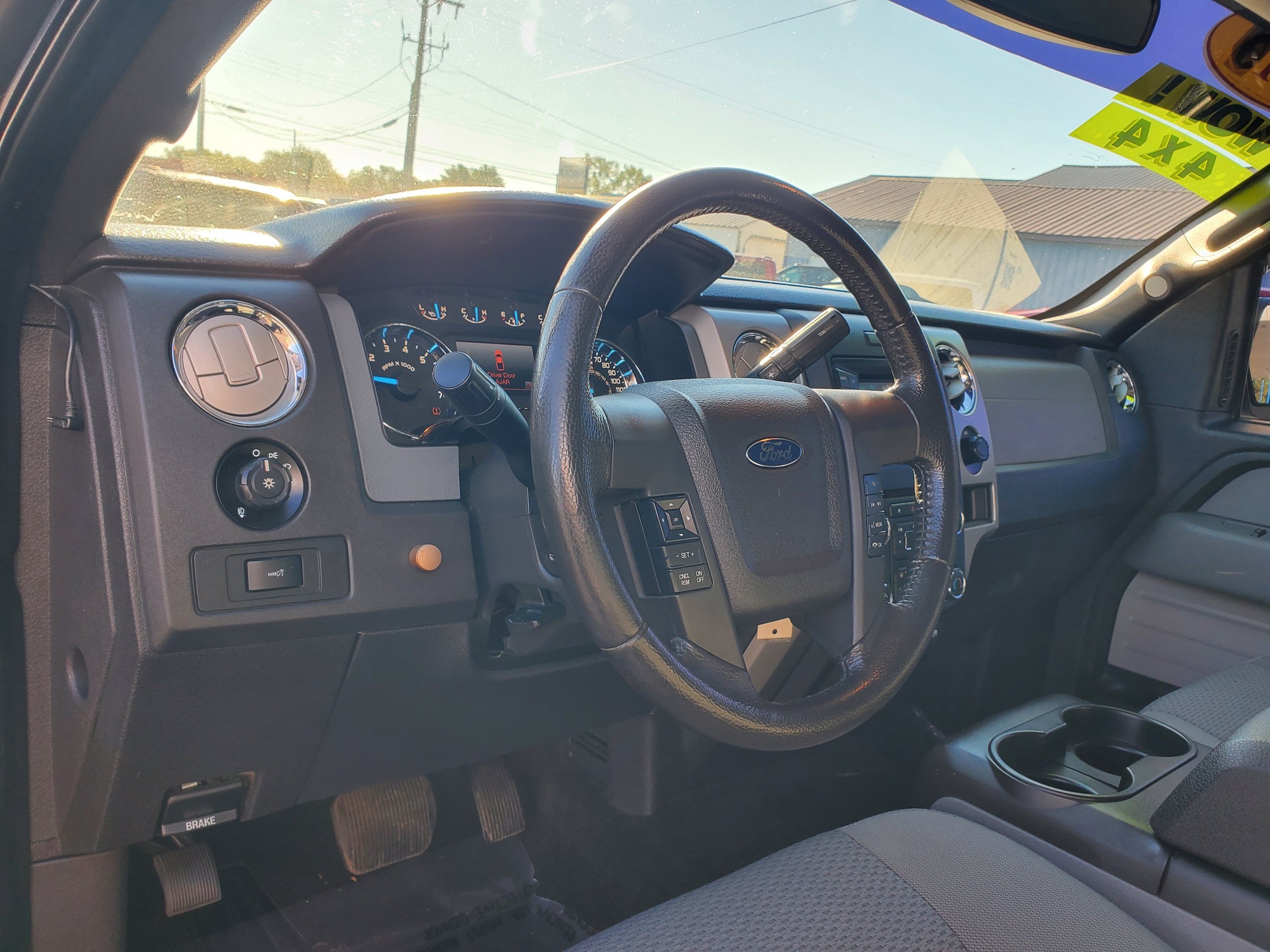 Used 2014 Ford F150 XLT w/ XLT Chrome Package AWD/4WD image 14