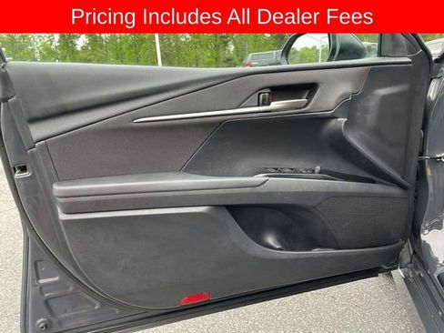 Used 2025 Toyota Camry LE FWD image 17