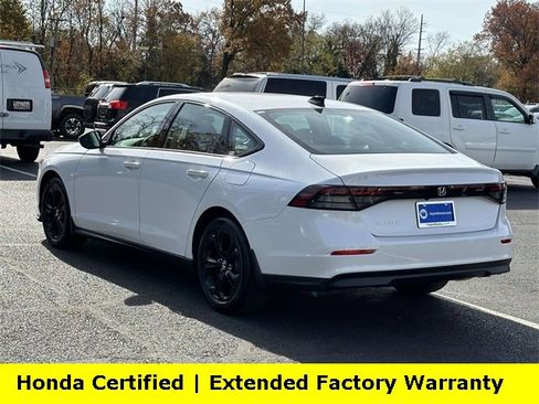 Certified 2025 Honda Accord SE image 3