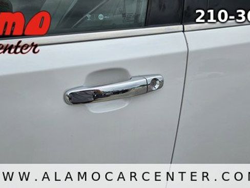 Used 2017 GMC Terrain SLT w/ Driver Alert Package I FWD image 10
