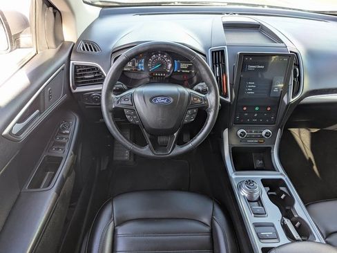 Used 2022 Ford Edge SEL image 27