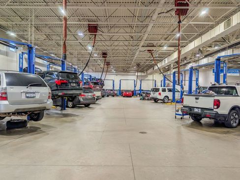 Used 2024 Honda CR-V LX image 8