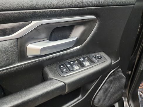 Used 2019 RAM 1500 Big Horn AWD/4WD image 10